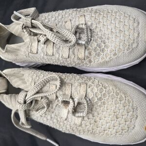 NOBULL‎ Cream Athletic Shoes